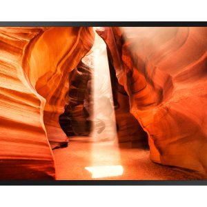 Samsung OM55N-S Digital signage flat panel 139.7 cm (55") LCD Wi-Fi 4000 cd/m² Full HD Black Built-in processor Tizen 5.0